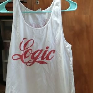 Super cute logic tank 2/12